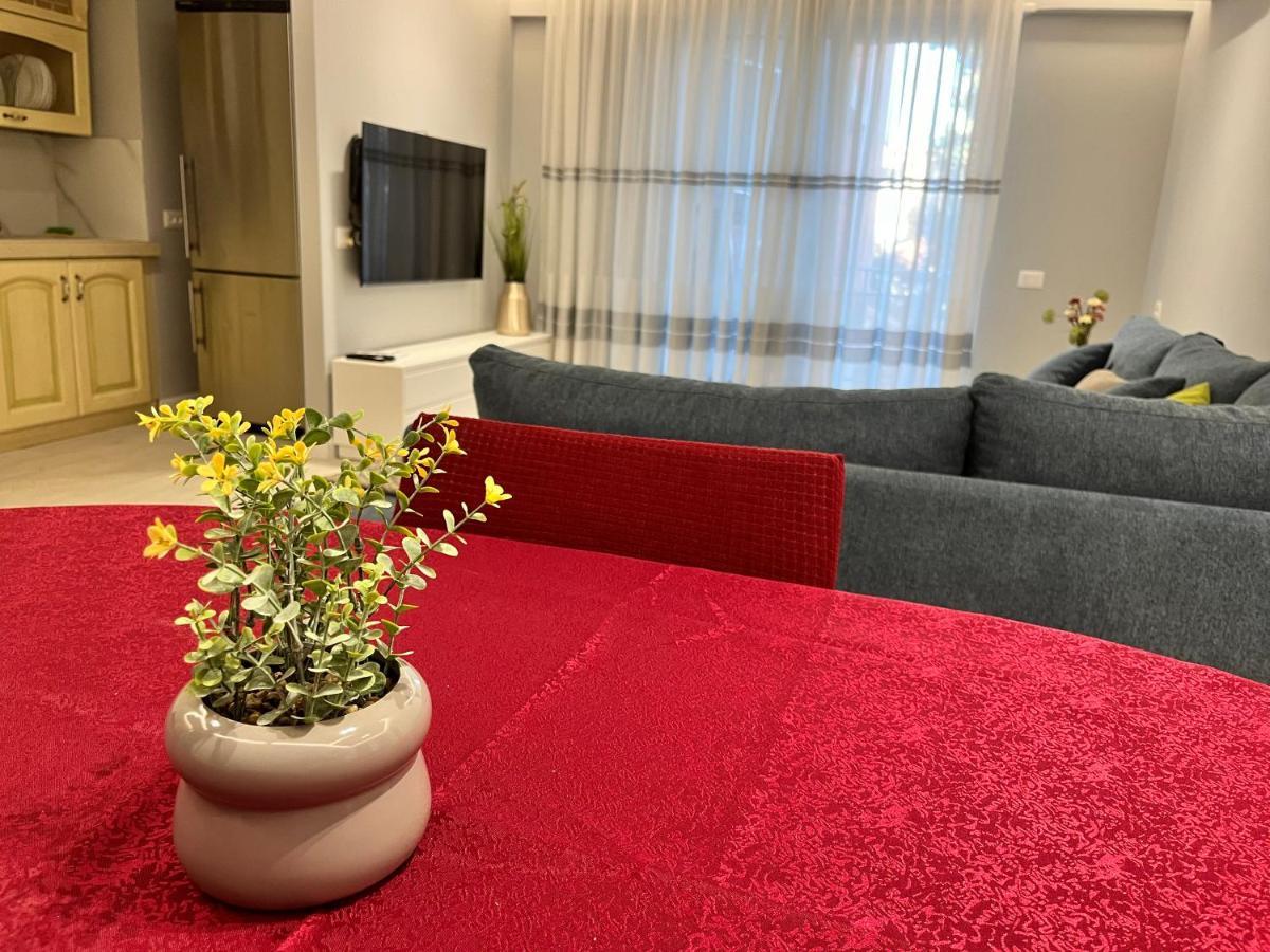 Flat 86 - Explore The Heart Of Tirana Exterior foto